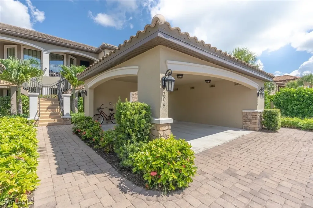 9419 Benvenuto Court Naples FL 34119