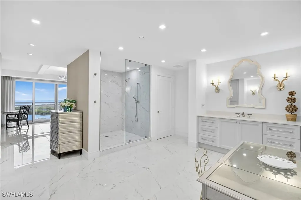 13915 Old Coast Road Naples FL 34110