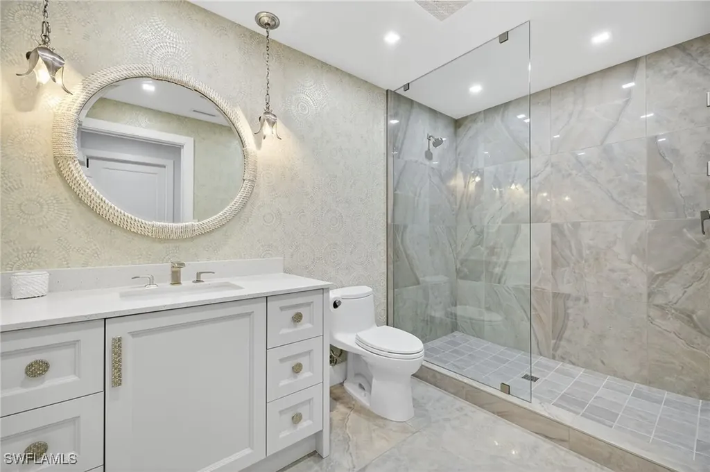 13915 Old Coast Road Naples FL 34110