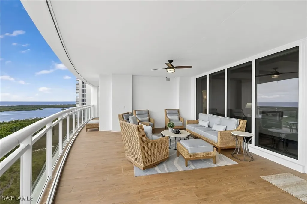 13915 Old Coast Road Naples FL 34110