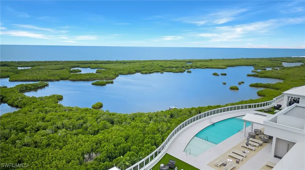 13915 Old Coast Road Naples FL 34110