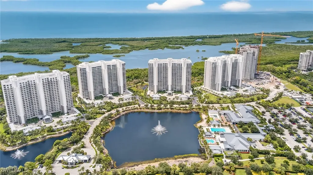 13915 Old Coast Road Naples FL 34110