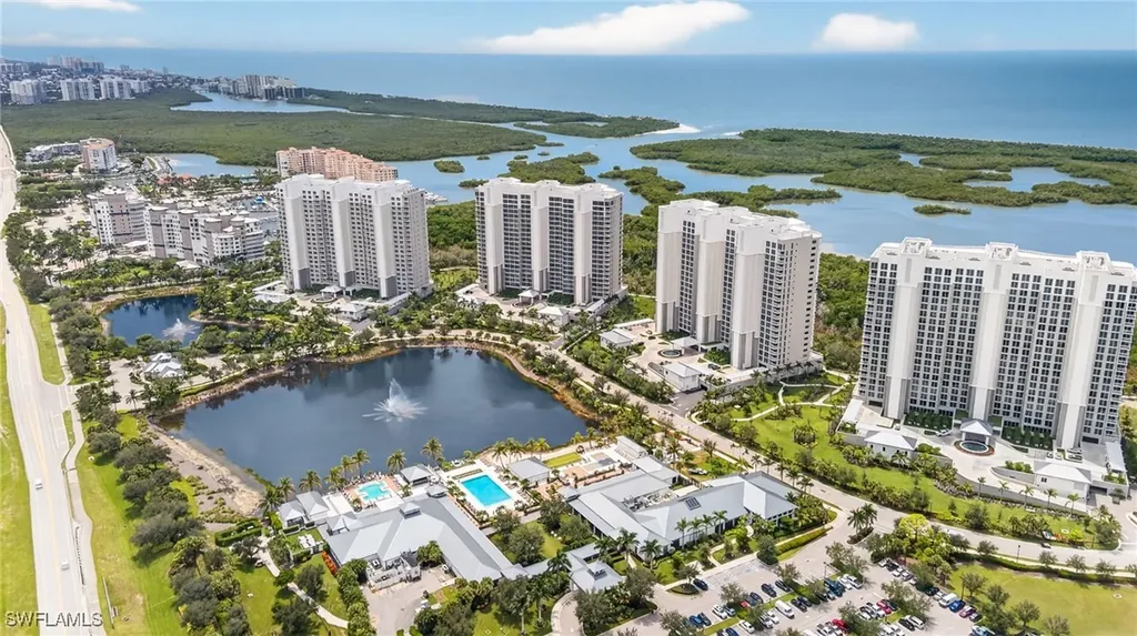 13915 Old Coast Road Naples FL 34110