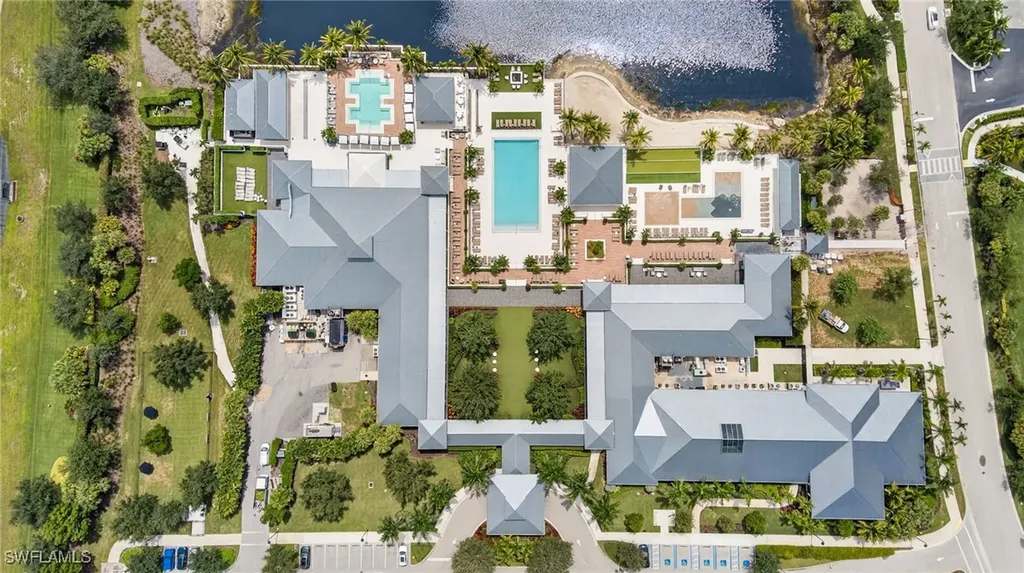 13915 Old Coast Road Naples FL 34110