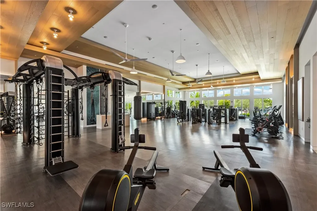 13915 Old Coast Road Naples FL 34110