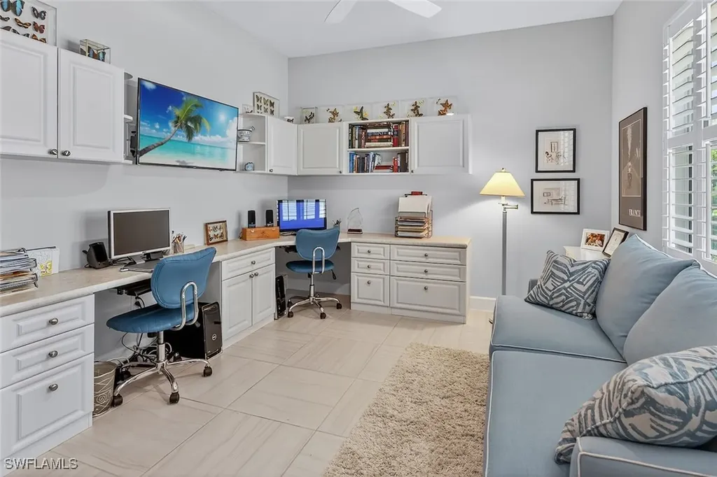 6387 Warwick Avenue Naples FL 34113