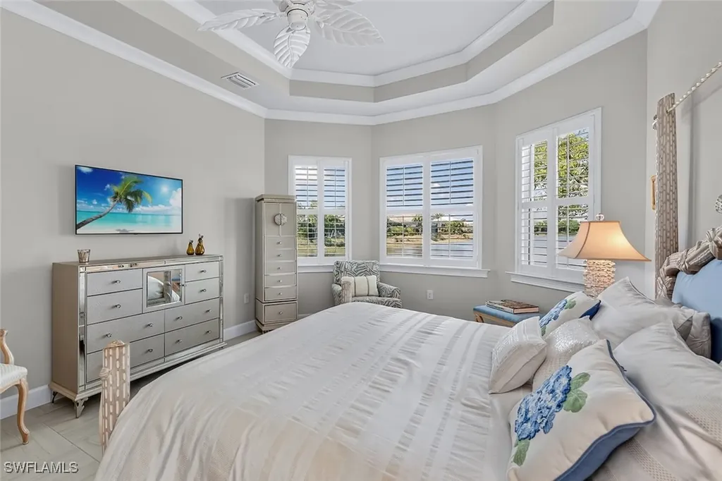 6387 Warwick Avenue Naples FL 34113