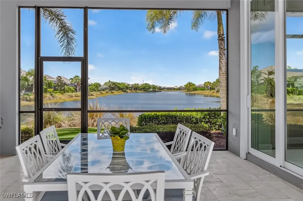 6387 Warwick Avenue Naples FL 34113