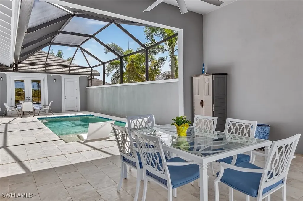 6387 Warwick Avenue Naples FL 34113
