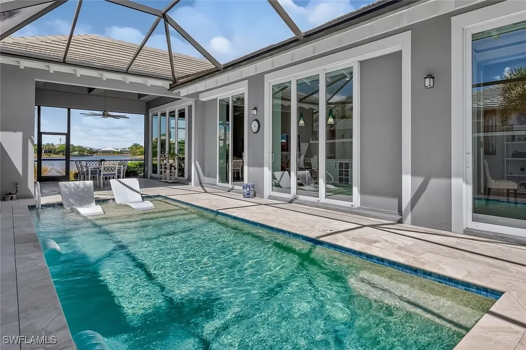 6387 Warwick Avenue Naples FL 34113