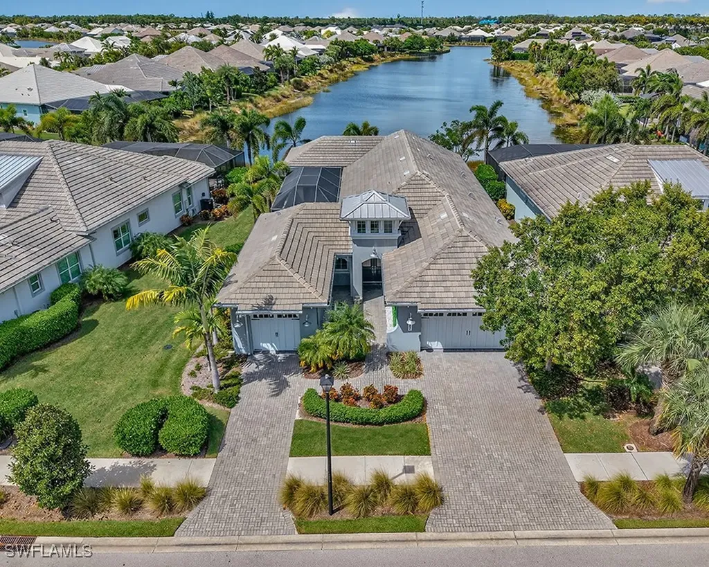 6387 Warwick Avenue Naples FL 34113
