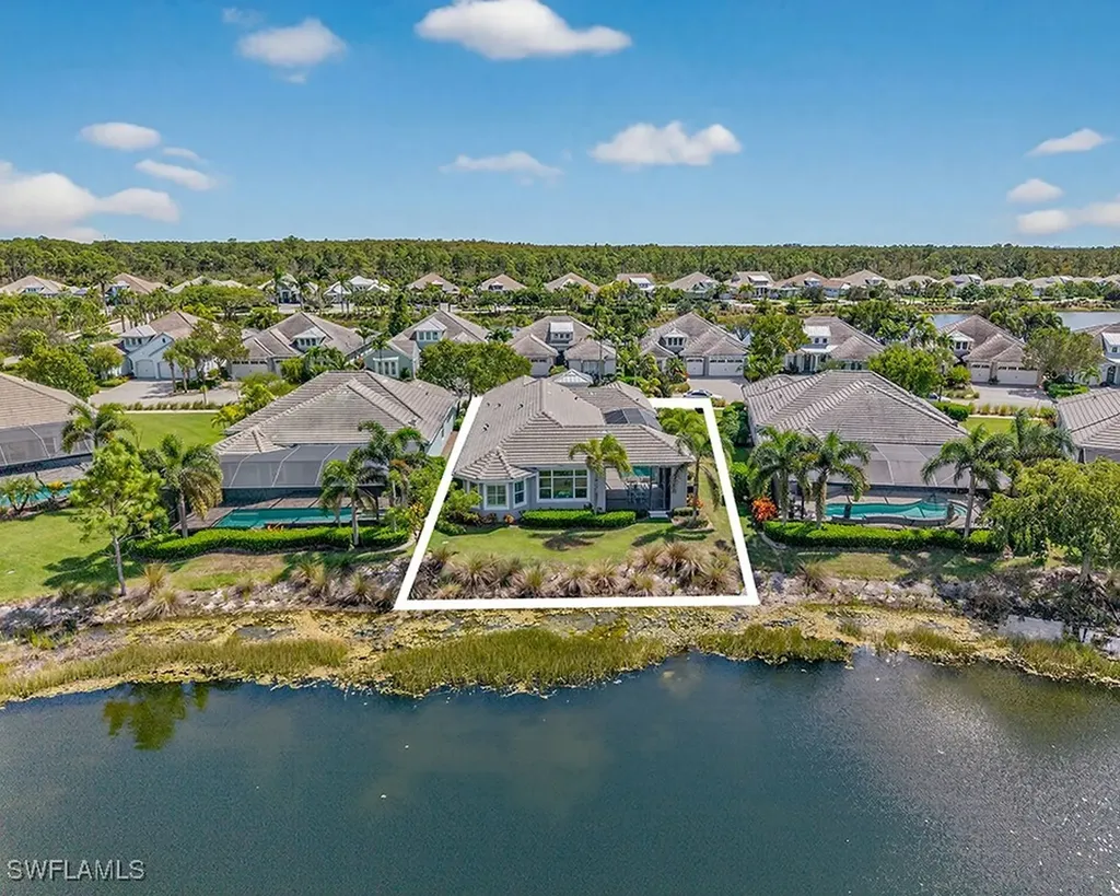 6387 Warwick Avenue Naples FL 34113