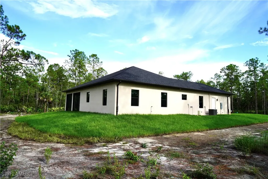 4447 6th Avenue NE Naples FL 34120