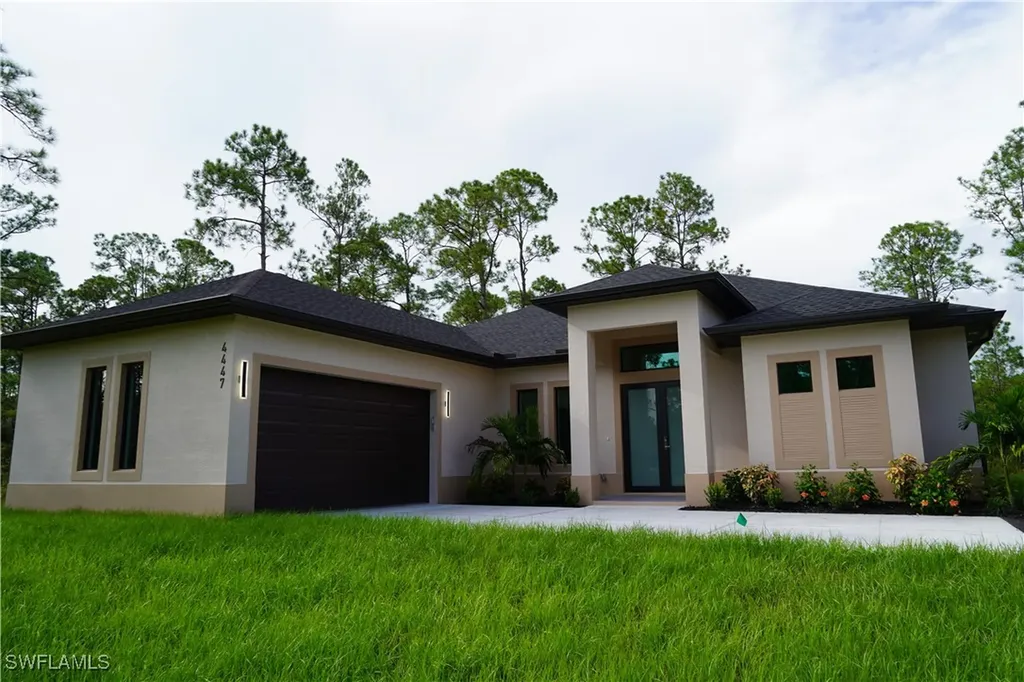 4447 6th Avenue NE Naples FL 34120