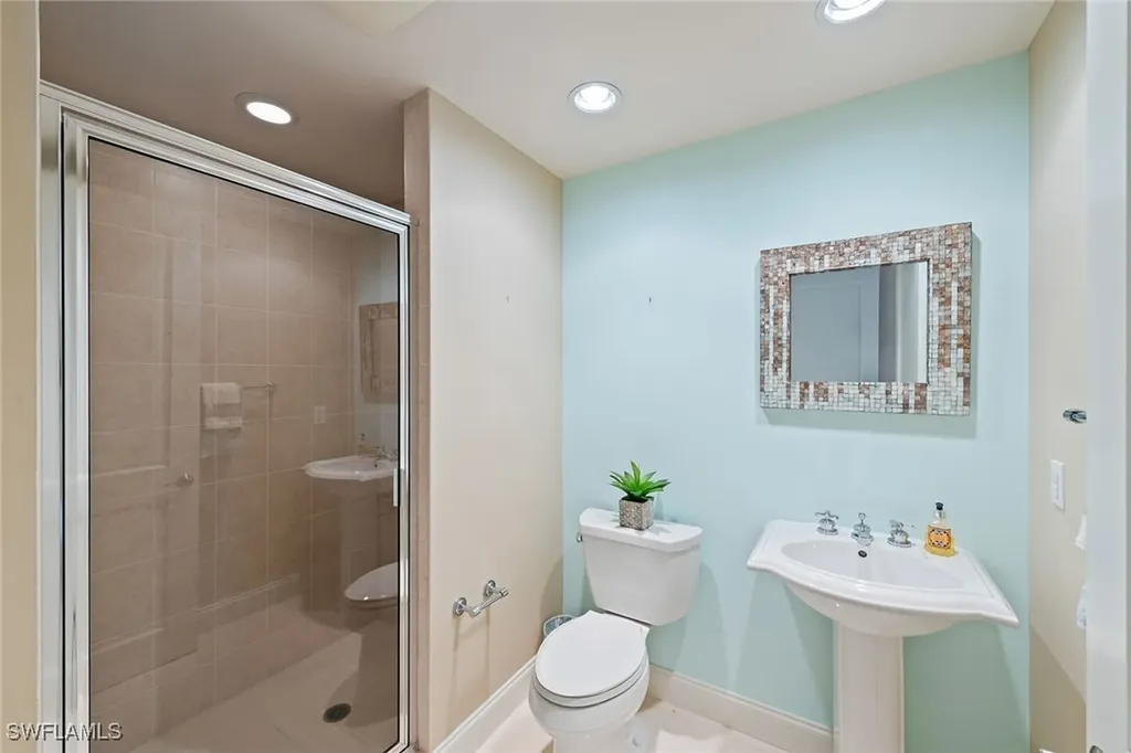 13675 Vanderbilt Drive Naples FL 34110