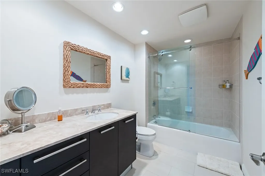 13675 Vanderbilt Drive Naples FL 34110