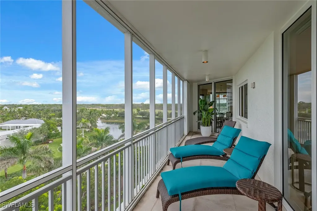 13675 Vanderbilt Drive Naples FL 34110