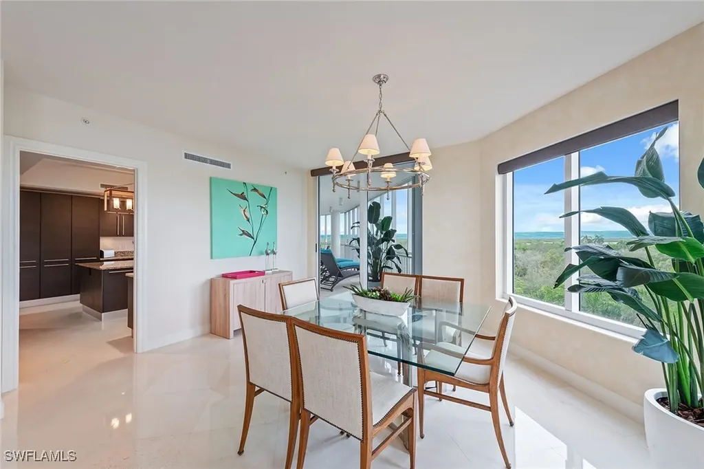 13675 Vanderbilt Drive Naples FL 34110