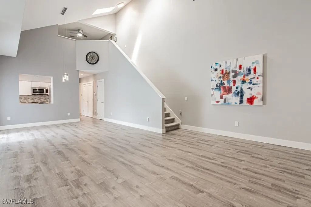 4544 Court Way Naples FL 34109