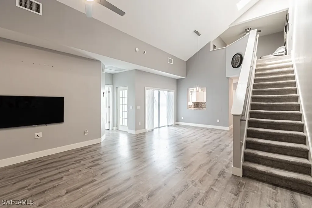 4544 Court Way Naples FL 34109