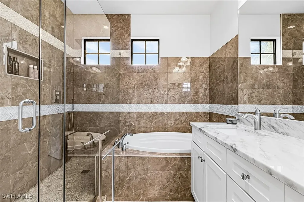 9108 Capistrano Street S Naples FL 34113