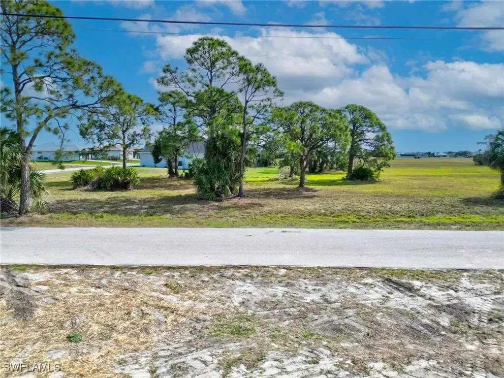 1653 NW 36th Avenue Cape Coral FL 33993