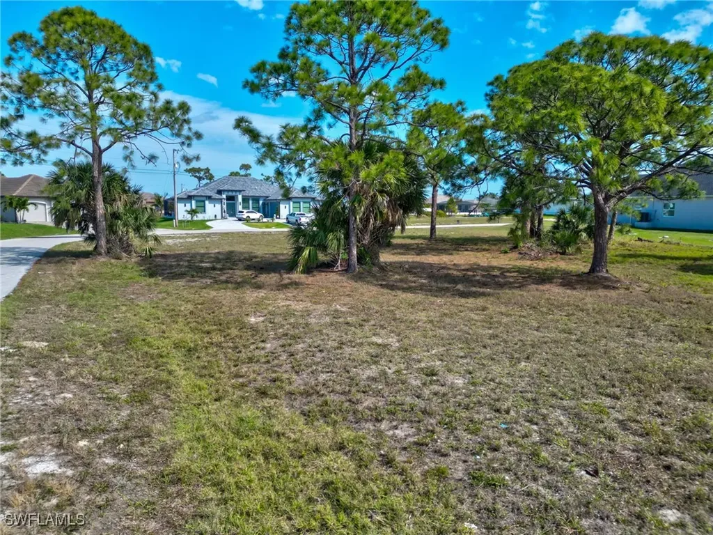1653 NW 36th Avenue Cape Coral FL 33993