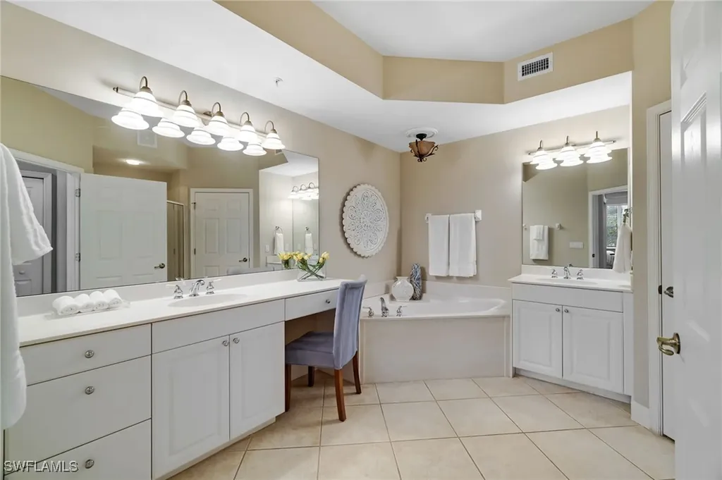 10010 Valiant Court Miromar Lakes FL 33913