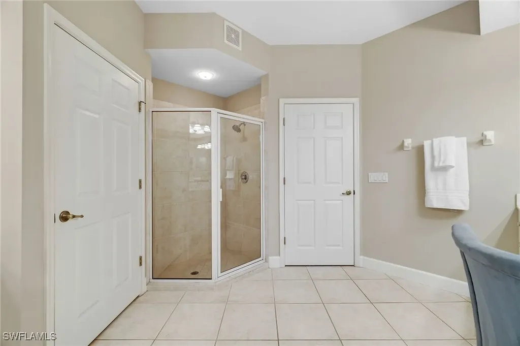 10010 Valiant Court Miromar Lakes FL 33913