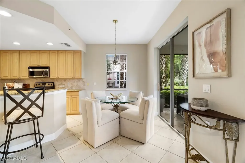 10010 Valiant Court Miromar Lakes FL 33913