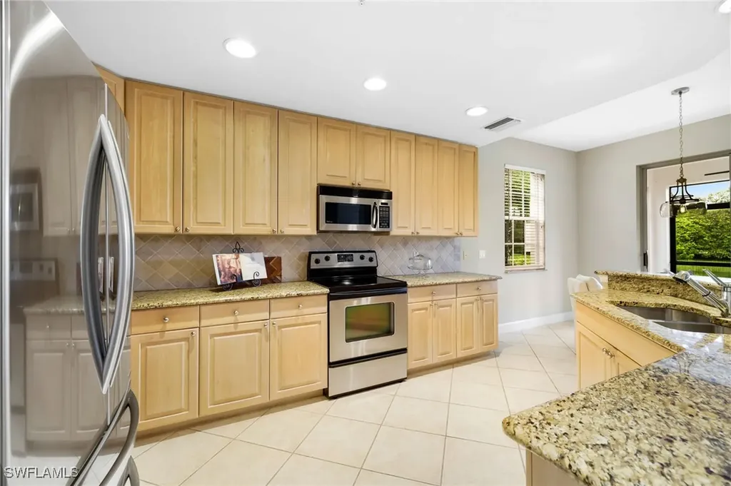 10010 Valiant Court Miromar Lakes FL 33913