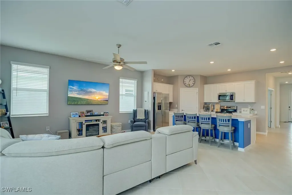 2438 Orchard Street Naples FL 34120