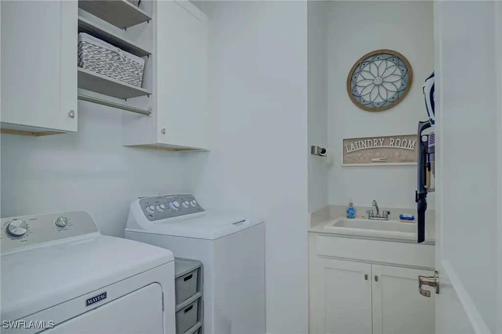 2438 Orchard Street Naples FL 34120