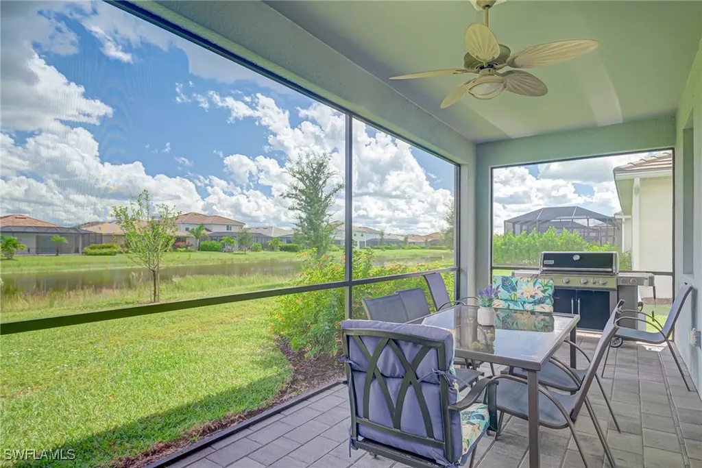 2438 Orchard Street Naples FL 34120
