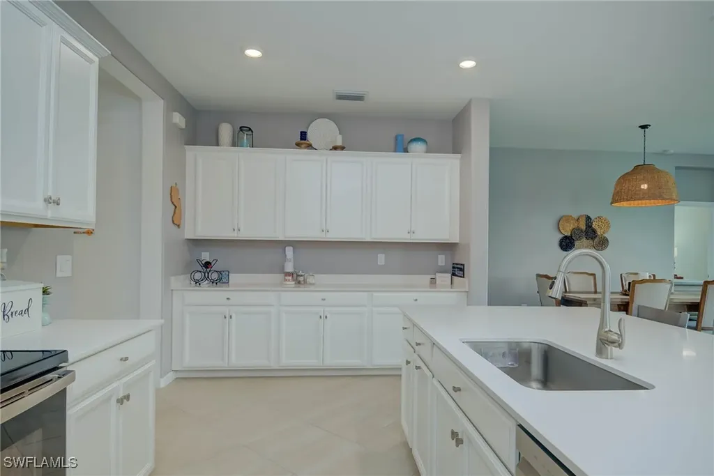 2438 Orchard Street Naples FL 34120