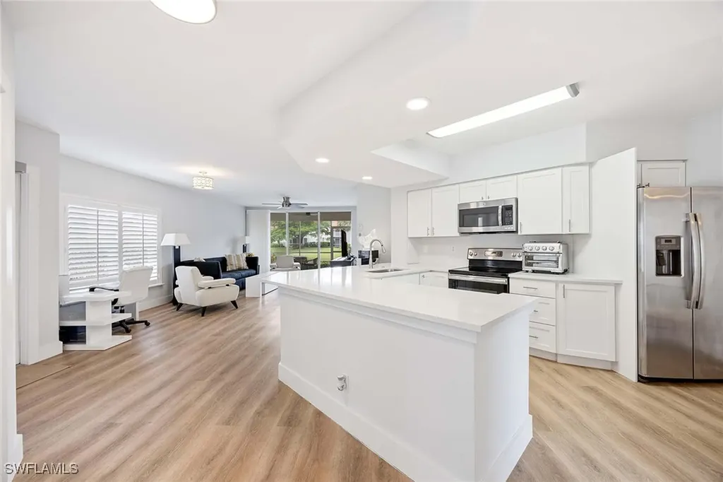 5040 Cedar Springs Drive Naples FL 34110