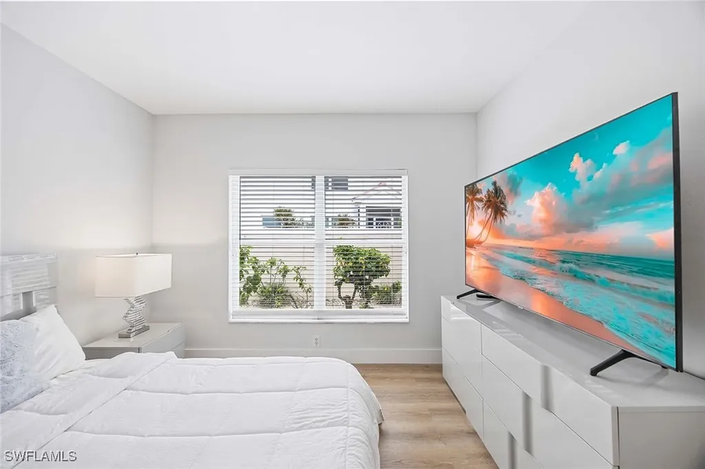 5040 Cedar Springs Drive Naples FL 34110