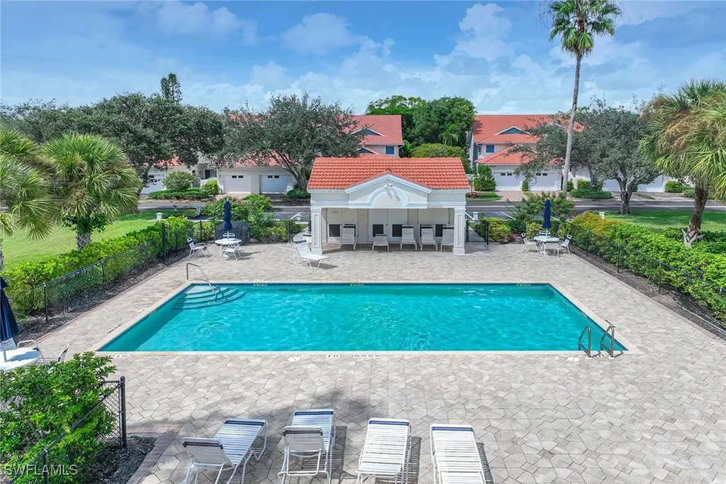 5040 Cedar Springs Drive Naples FL 34110