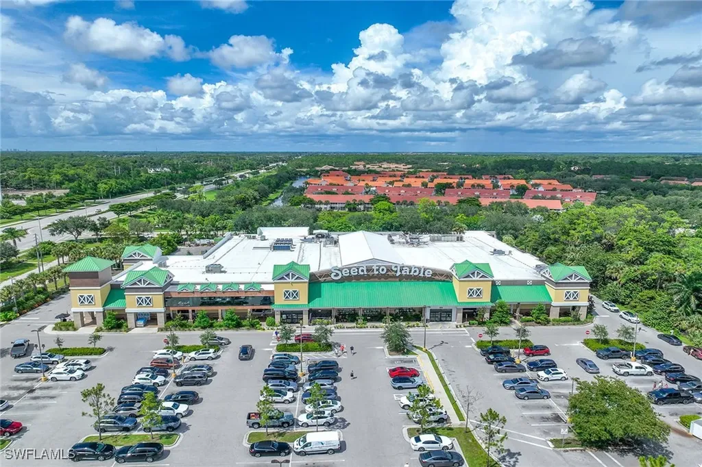 5040 Cedar Springs Drive Naples FL 34110