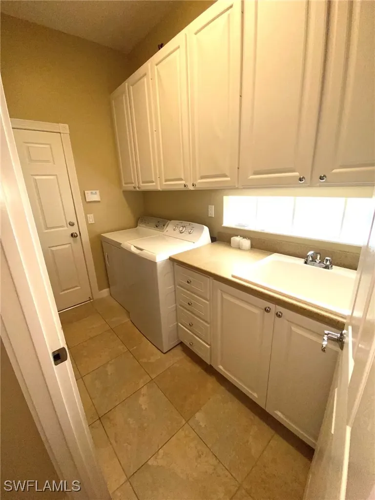 7662 Sicilia Court Naples FL 34114