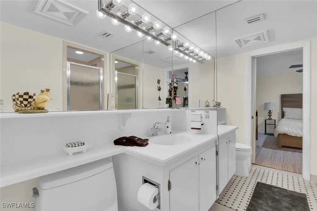 222 Harbour Drive Naples FL 34103