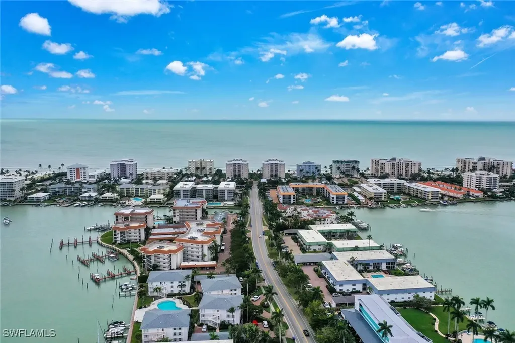 222 Harbour Drive Naples FL 34103