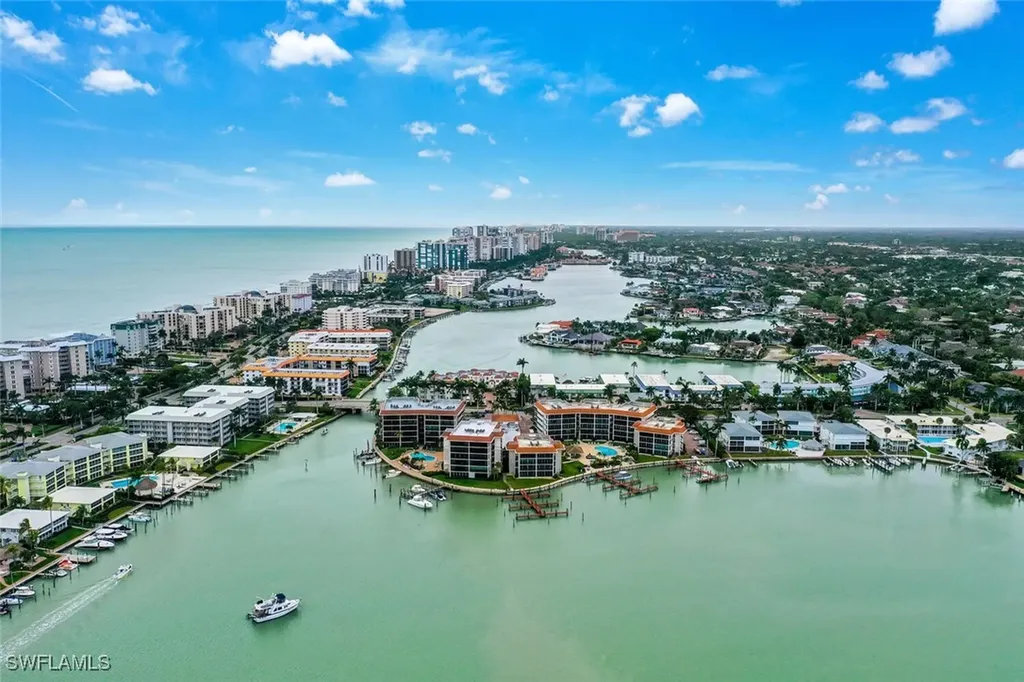 222 Harbour Drive Naples FL 34103