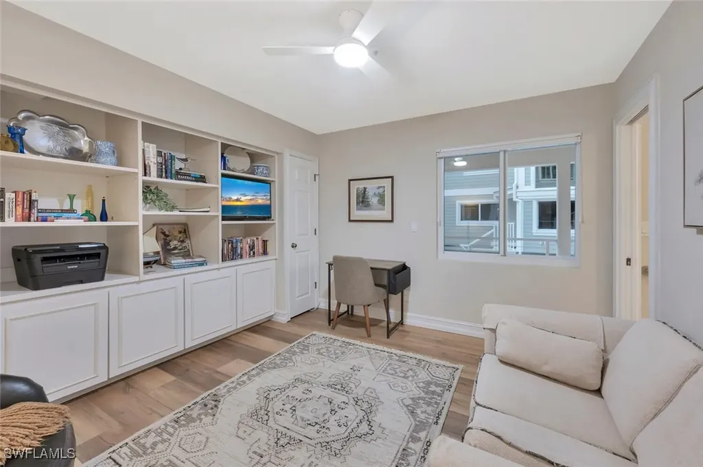180 6th Avenue S Naples FL 34102