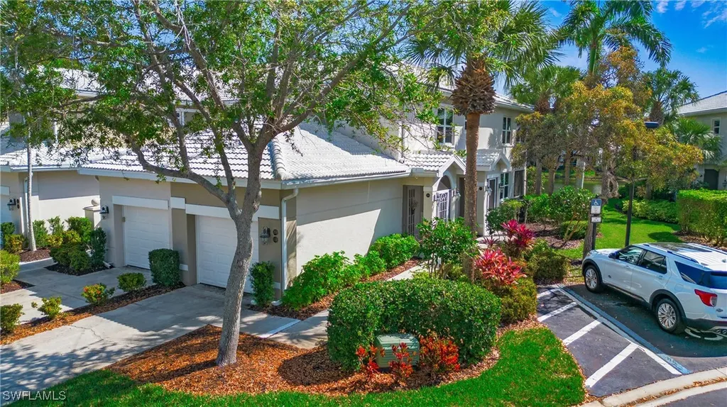 4690 Hawks Nest Way Naples FL 34114