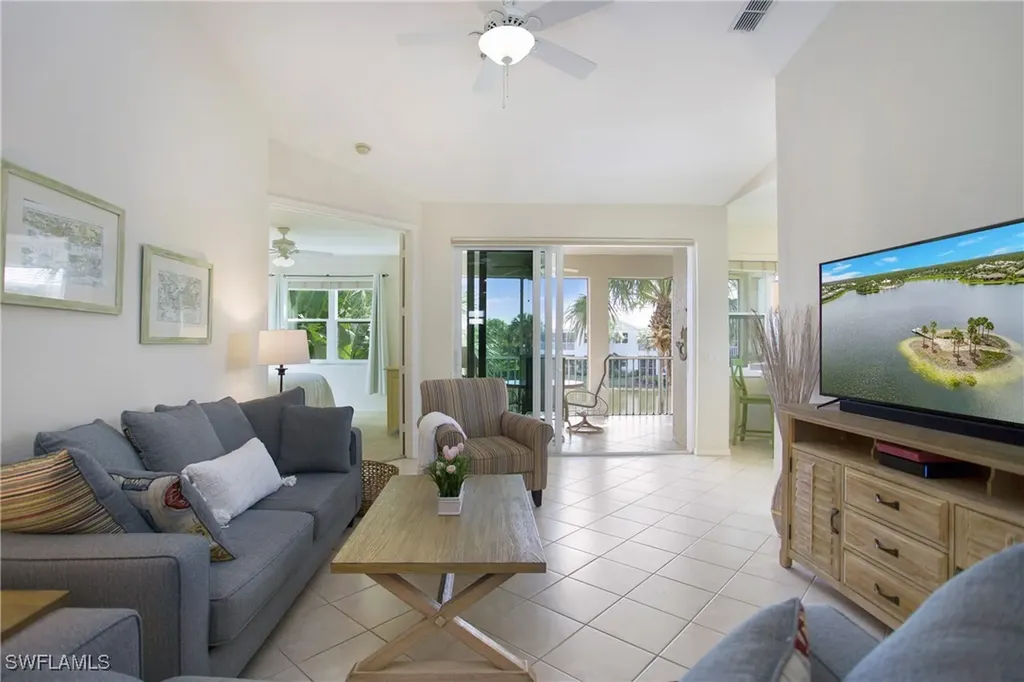 4690 Hawks Nest Way Naples FL 34114
