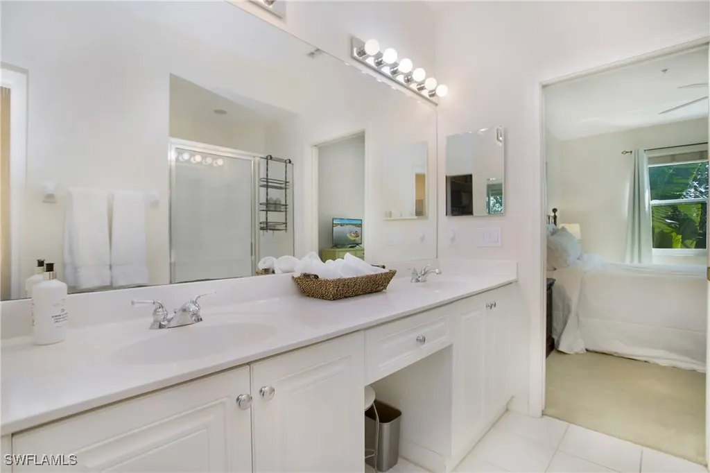 4690 Hawks Nest Way Naples FL 34114