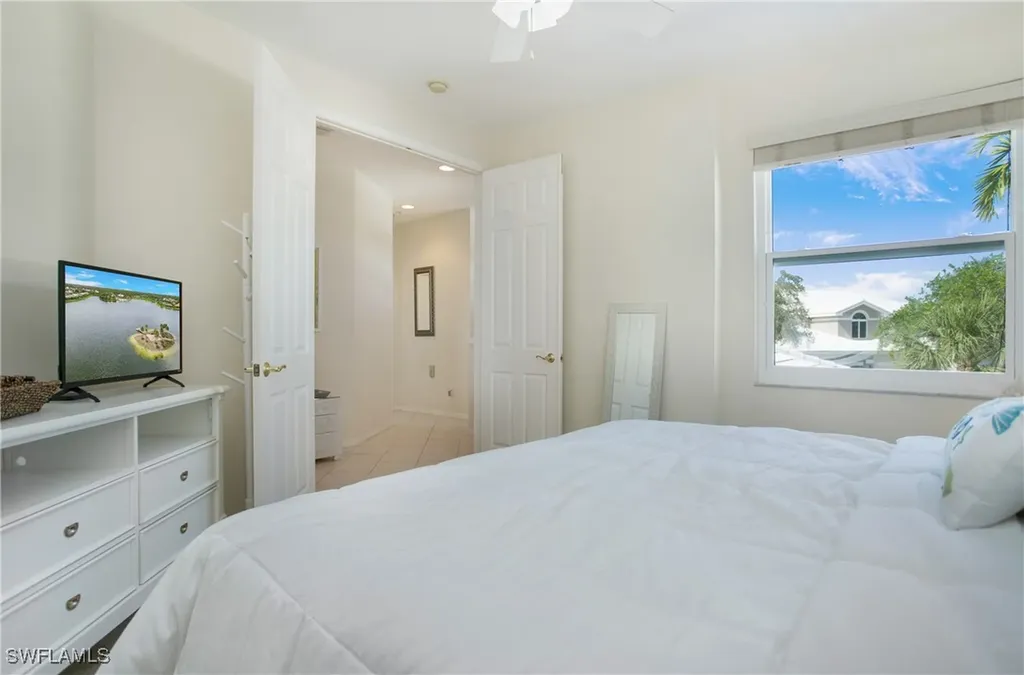 4690 Hawks Nest Way Naples FL 34114