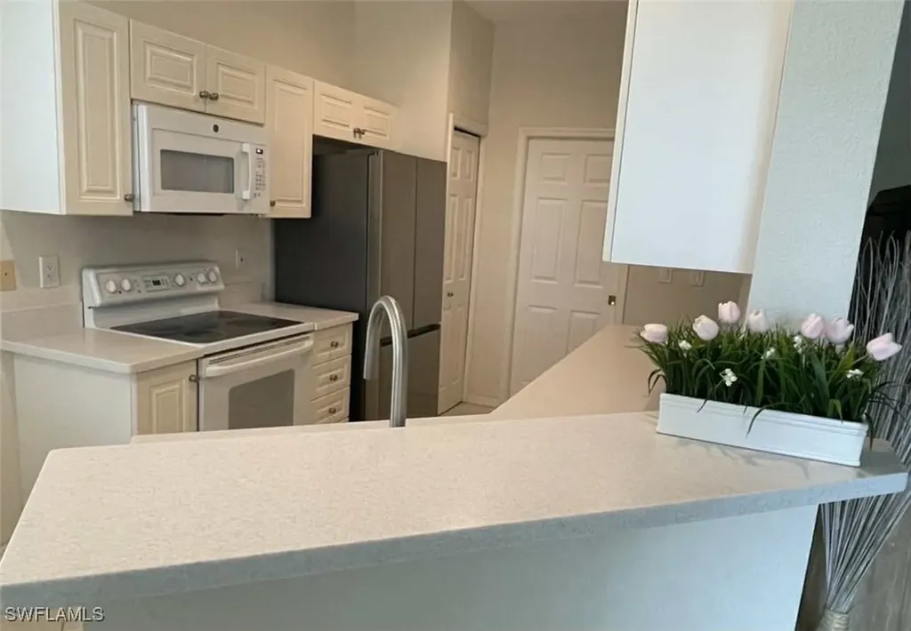 4690 Hawks Nest Way Naples FL 34114