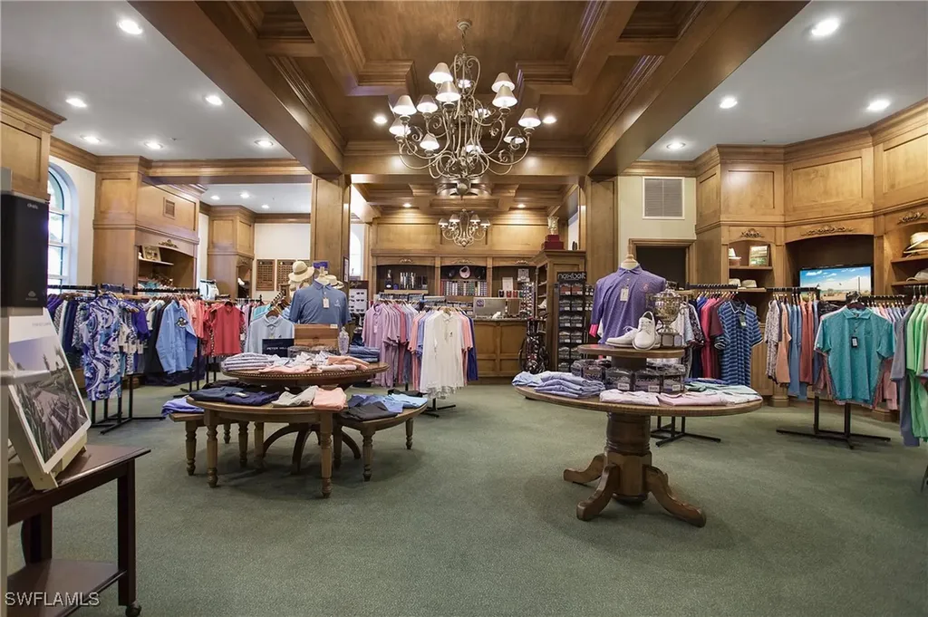 4690 Hawks Nest Way Naples FL 34114